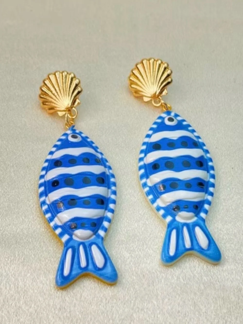 Fashion Jewelry Blue & White Fish Drop Earrings with Gold Shell Stud NWT